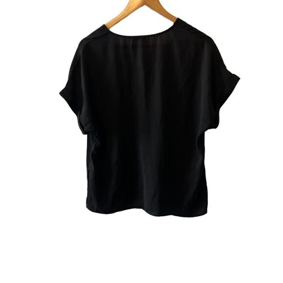 DYNAMITE Black V Neck Short Sleeve Dressy Top M - Picture 3 of 8